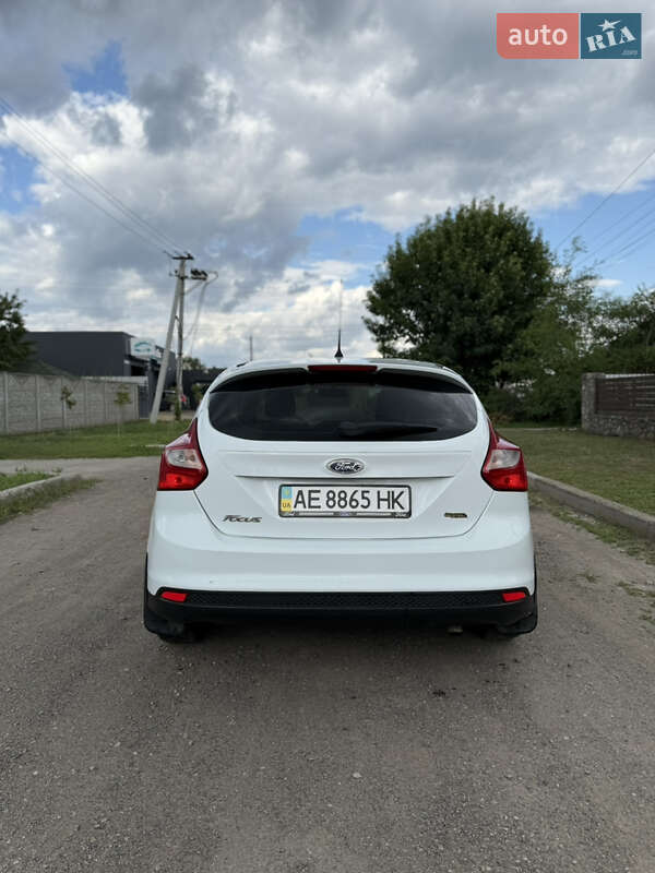 Хетчбек Ford Focus 2012 в Новомосковську