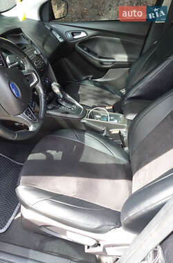 Седан Ford Focus 2016 в 