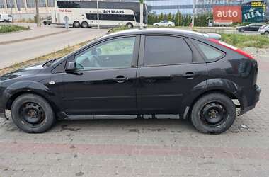 Хэтчбек Ford Focus 2007 в 