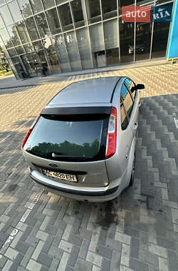 Хэтчбек Ford Focus 2007 в 
