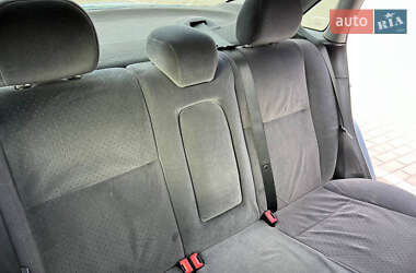 Седан Ford Focus 2004 в 