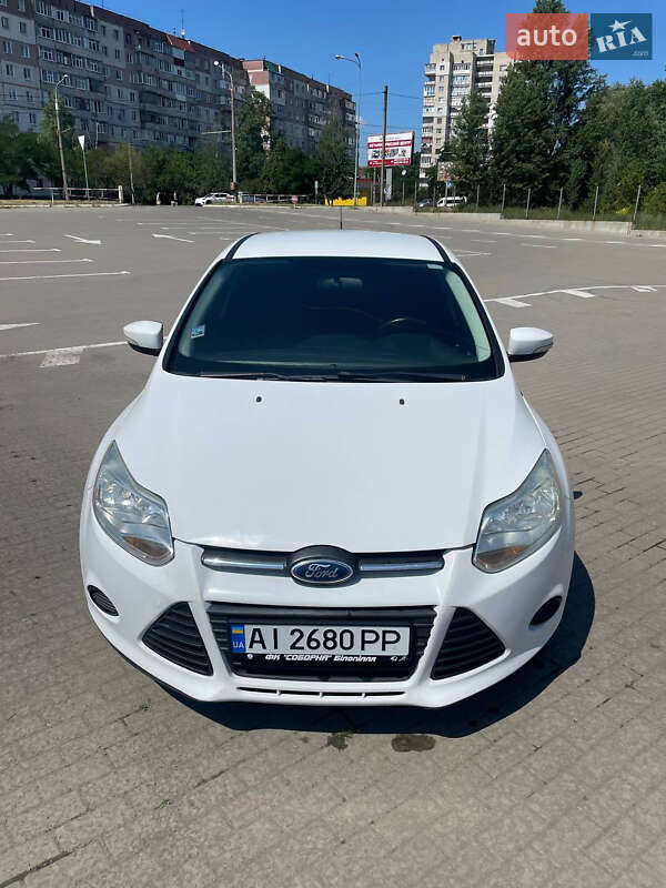 Седан Ford Focus 2013 в 