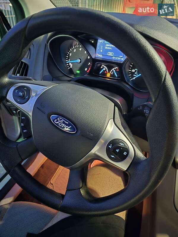 Седан Ford Focus 2014 в Одесі