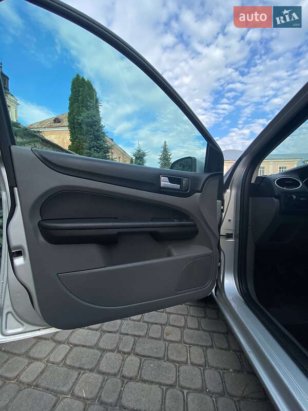 Универсал Ford Focus 2009 в Кременце