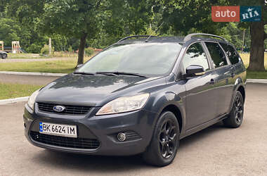 Универсал Ford Focus 2011 в 
