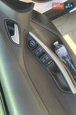Хэтчбек Ford Focus 2012 в 