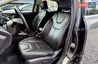 Хэтчбек Ford Focus 2015 в 