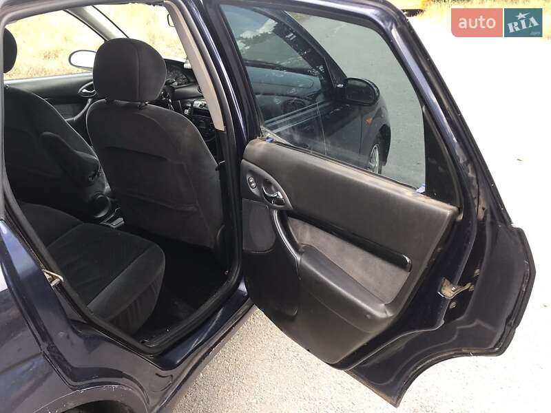 Седан Ford Focus 2002 в Фастові