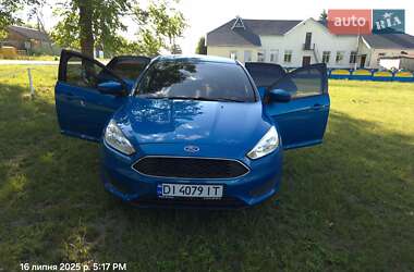 Хэтчбек Ford Focus 2015 в 