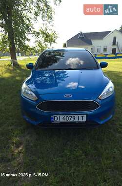 Хэтчбек Ford Focus 2015 в 