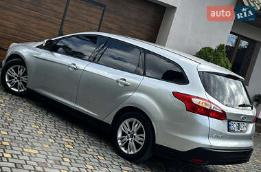 Универсал Ford Focus 2012 в 