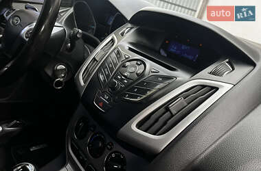 Универсал Ford Focus 2012 в 