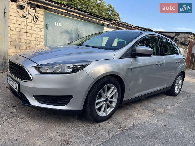 Хэтчбек Ford Focus 2018 в 
