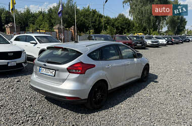 Хэтчбек Ford Focus 2016 в 