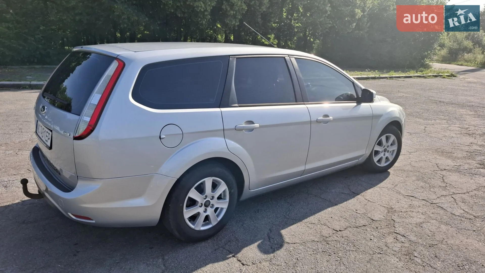 2010 Ford Focus - мініатюра 9