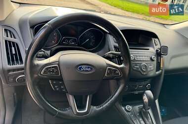 Хэтчбек Ford Focus 2017 в 