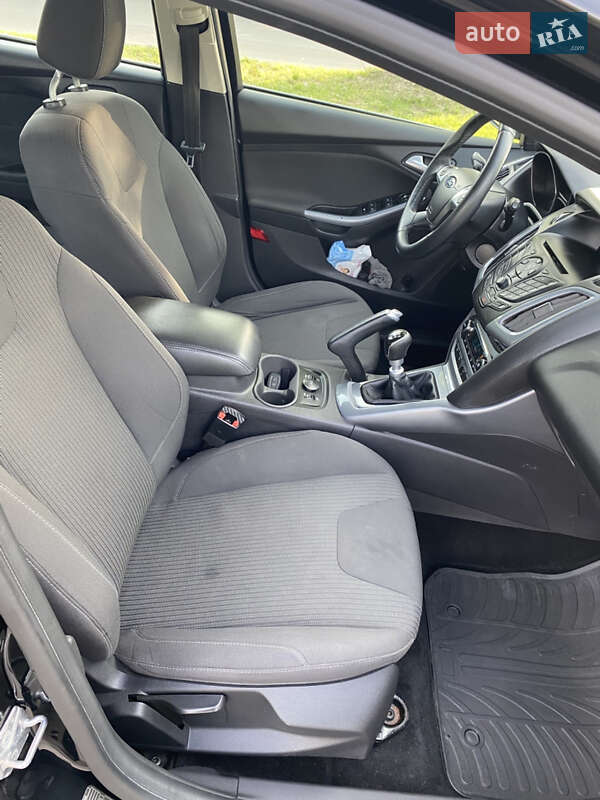 Универсал Ford Focus 2012 в Сокале