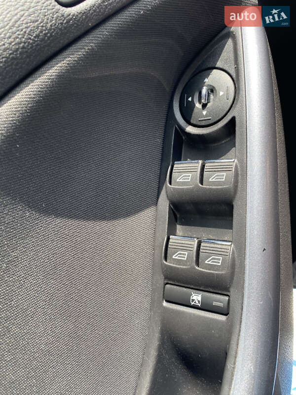 Универсал Ford Focus 2012 в Сокале