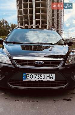 Универсал Ford Focus 2010 в 