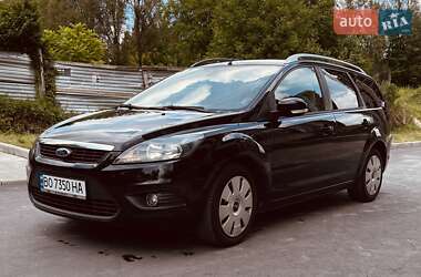 Универсал Ford Focus 2010 в 