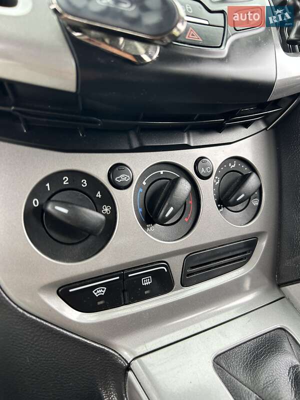 Універсал Ford Focus 2011 в Сумах