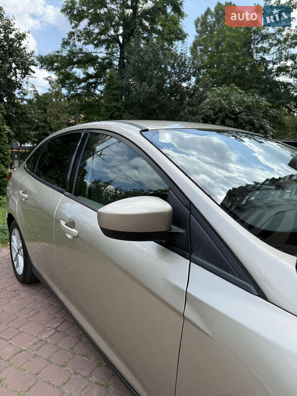 Седан Ford Focus 2018 в Киеве