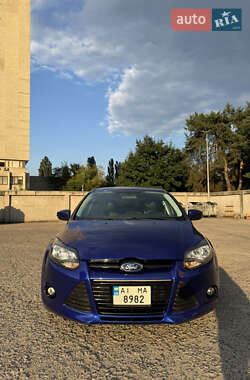 Хэтчбек Ford Focus 2014 в 