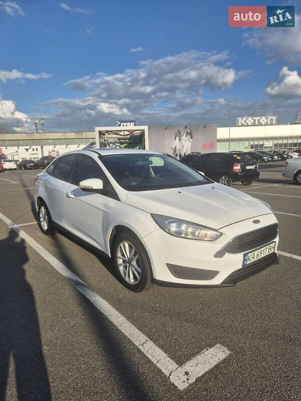 Седан Ford Focus 2015 в Києві
