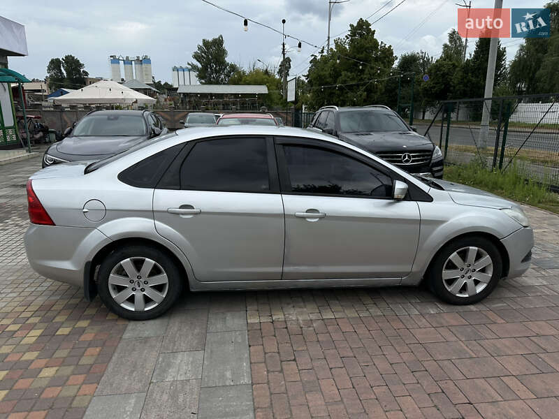 Седан Ford Focus 2008 в Киеве