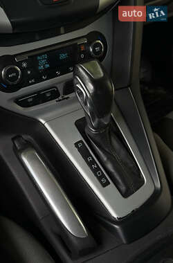 Седан Ford Focus 2013 в 