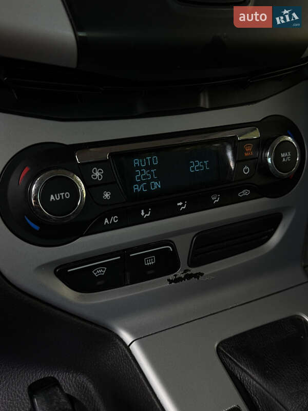 Седан Ford Focus 2013 в Києві