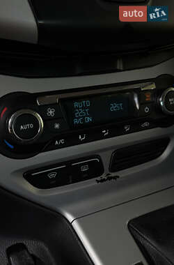 Седан Ford Focus 2013 в 