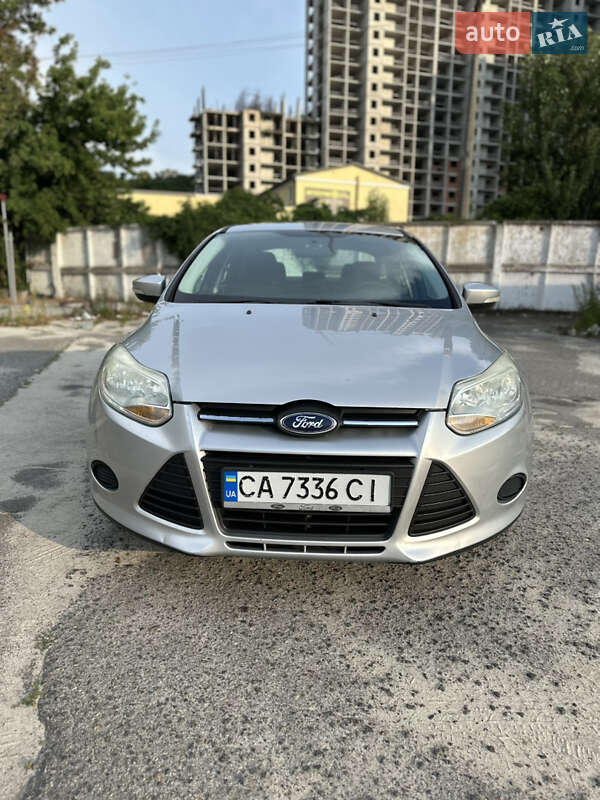 Седан Ford Focus 2014 в Киеве