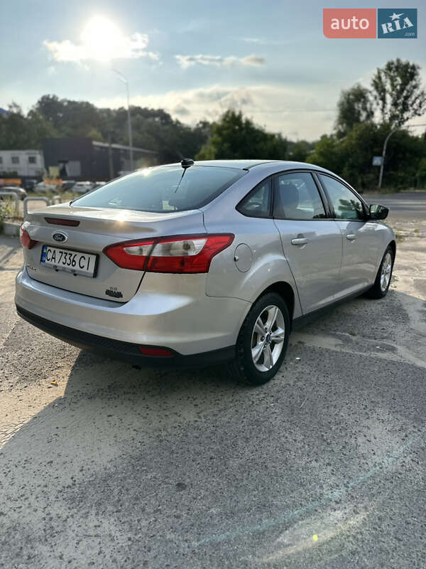 Седан Ford Focus 2014 в Киеве