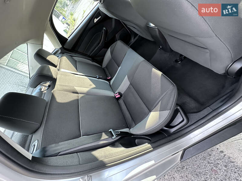 Седан Ford Focus 2014 в Киеве