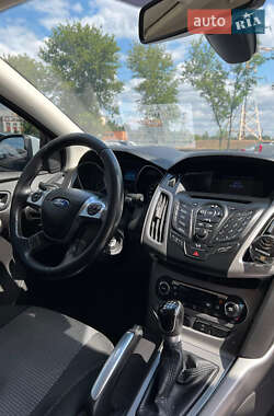 Универсал Ford Focus 2013 в 