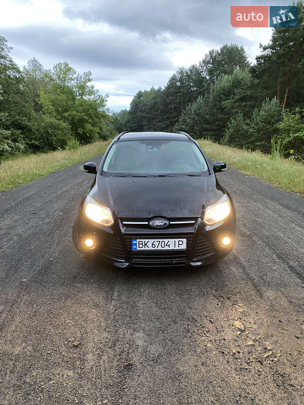 Универсал Ford Focus 2011 в 