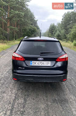 Универсал Ford Focus 2011 в 