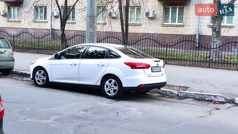 Седан Ford Focus 2016 в Житомире
