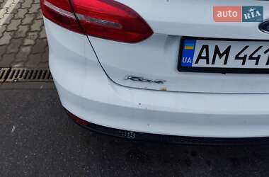 Седан Ford Focus 2016 в 