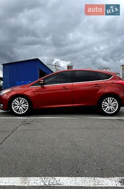 Хетчбек Ford Focus 2018 в 