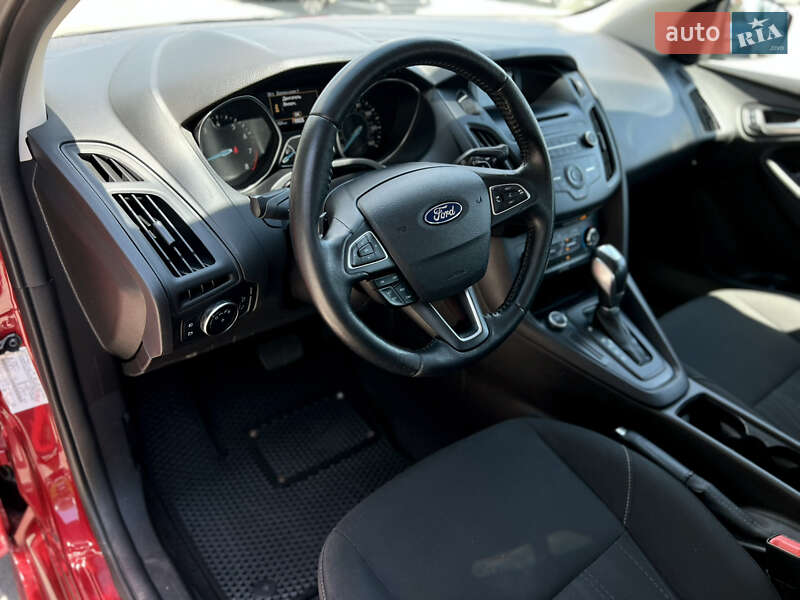 Седан Ford Focus 2015 в Одесі