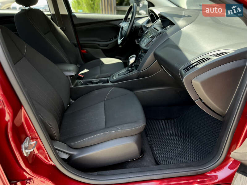 Седан Ford Focus 2015 в Одесі