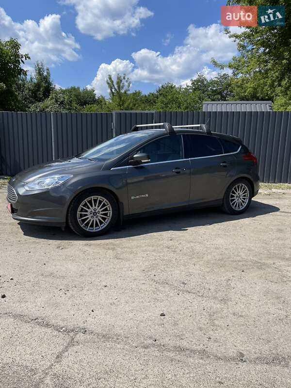 Хетчбек Ford Focus 2018 в Києві