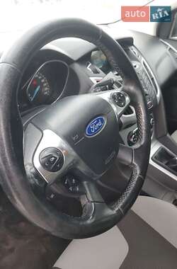 Универсал Ford Focus 2013 в 