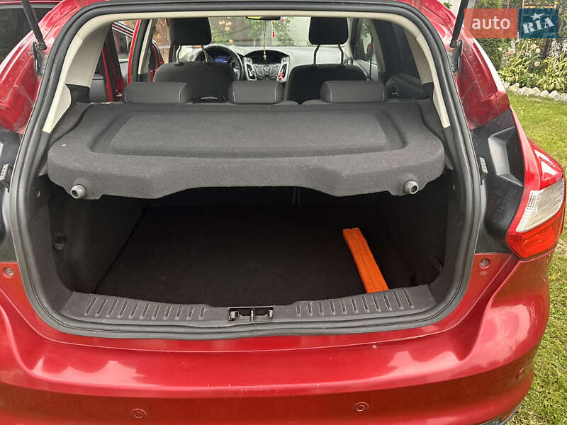 Хетчбек Ford Focus 2014 в Львові