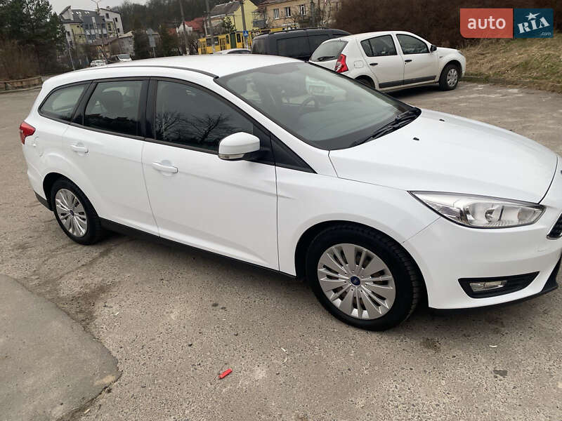 Універсал Ford Focus 2015 в Львові фото 2 Універсал Ford Focus 2015 в Львові