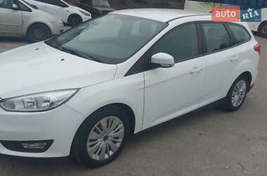 Универсал Ford Focus 2015 в 