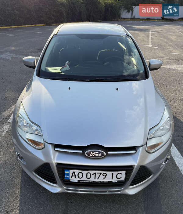 Седан Ford Focus 2011 в Ужгороді