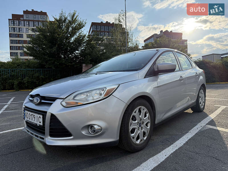 Седан Ford Focus 2011 в Ужгороді